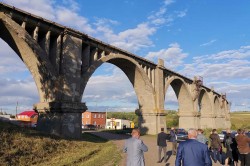 JPG Image, 154KB, 1000px × 667px